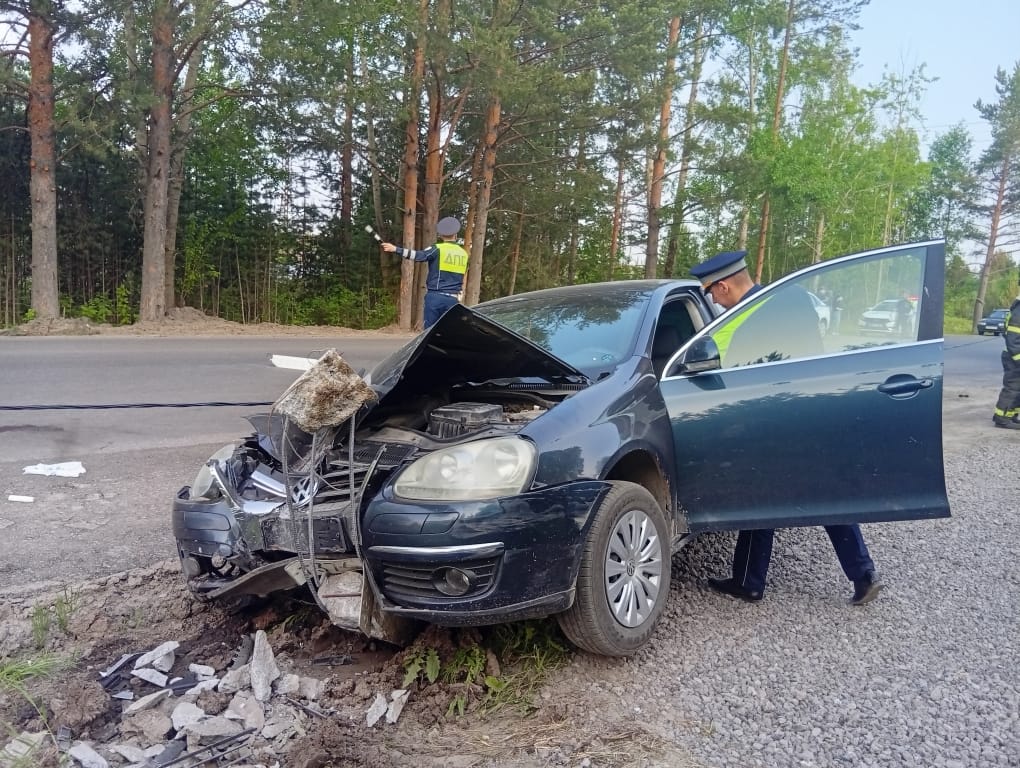 После ДТП на дороге в поселок Энергетиков с ушибом головного мозга госпитализировали велосипедиста