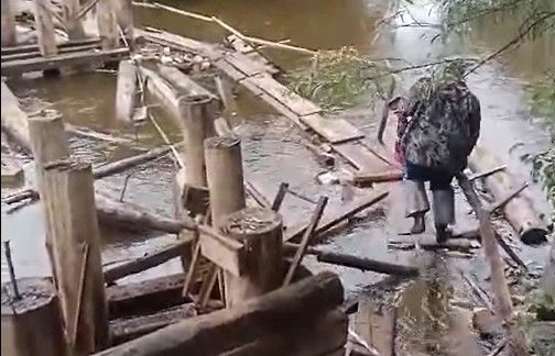 В Андриановичах у ремонтируемого моста организуют лодочную переправу?