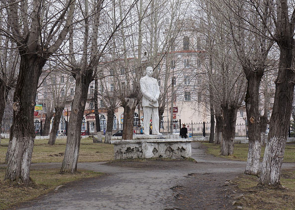 Сквер Дворца культуры металлургов Серова реконструируют в приоритетном порядке