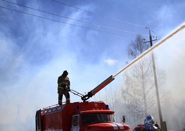 В Серове тушили лесной пожар – прошли масштабные учения 