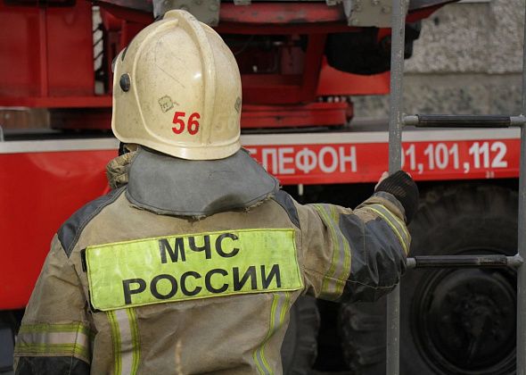 За день в Серове произошло два пожара. Горели жилой дом и баня