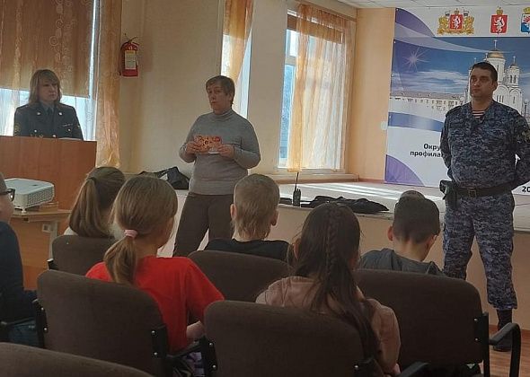 Полиция пришла в Серовскую школу-интернат и рассказала детям о вреде наркотиков