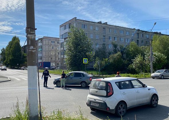 Серовчанка ищет свидетелей аварии, произошедшей сегодня днем на улице Фуфачева