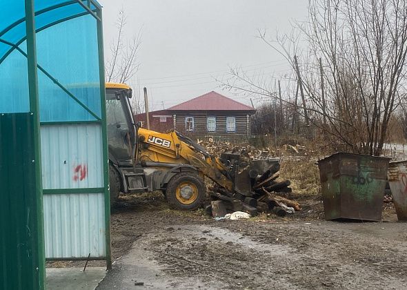 "Серовавтодор" вывез мусор с площадки по Набережной Пруда