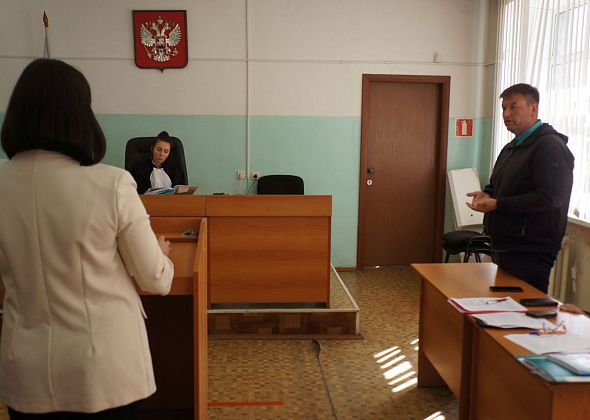 Суд Серова не стал снимать с выборов предпринимателя Павла Козяева