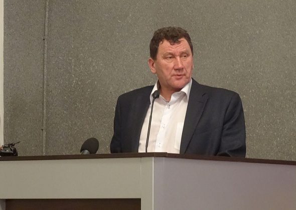 «Это временное обстоятельство». Руководитель «Вертикали» прокомментировал грязную воду в поселке Энергетиков