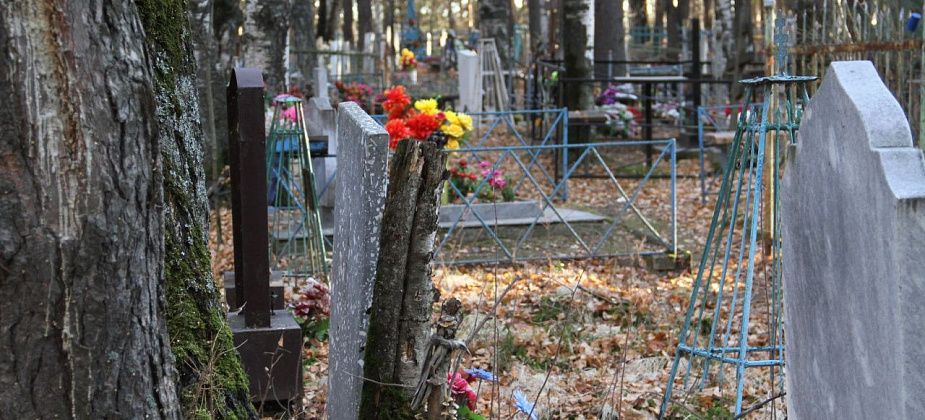 Содержанием серовских кладбищ продолжит заниматься «СтройТрест»