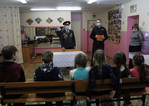 С детьми в Серове проводят уроки безопасности под общим названием  «Будь осторожен!»