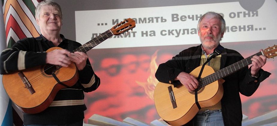 “Май располагает петь о войне”. В Серове прошел вечер бардовской песни