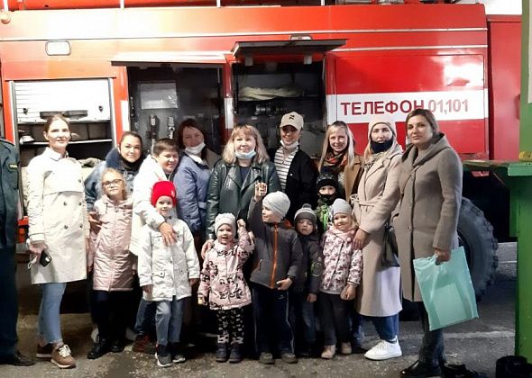 На экскурсии в пожарно-спасательной части побывали студенты Серовского медицинского колледжа