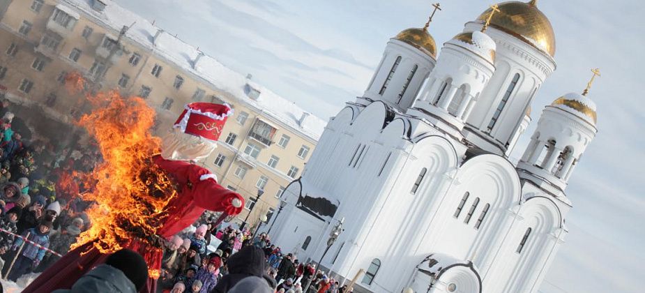 В Серове на масленичные гулянья пришли Коронавирус и Спутник V