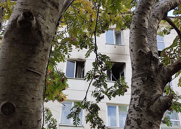 На улице Луначарского в Серове сгорела квартира 