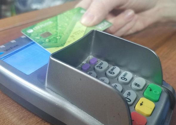В Серове будут судить несовершеннолетнего, который с малолетним товарищем похитил у мужчины карту и расплачивался ей в магазинах