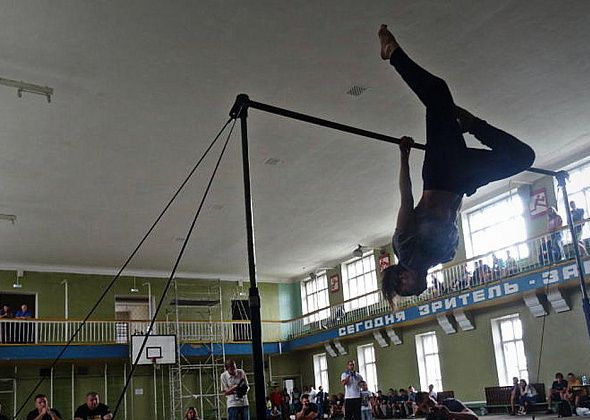 Для проведения соревнований по воркауту в Карпинске нужна еще одна команда. Серовчане, не хотите поучаствовать?