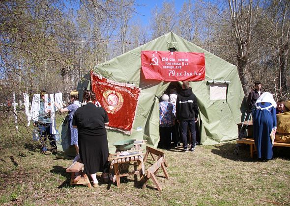 ДКМ Серова покупает надувные танк Т-34 и самолет ЯК-9