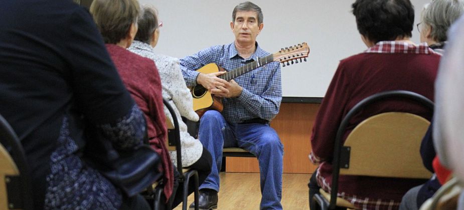 «Благоговение, осознанность, ответственность, благодарность». В Серове состоялся бенефис Александра Бушуева