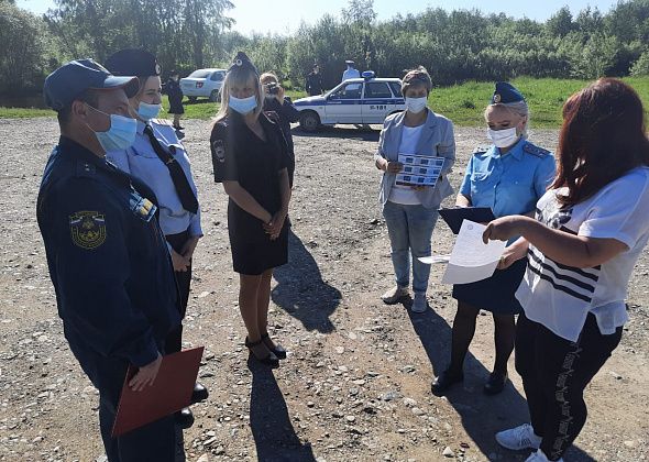 Спасатели проводят рейды в Серове, Сосьве и Гарях, чтобы уберечь подростков от гибели и травм во время каникул