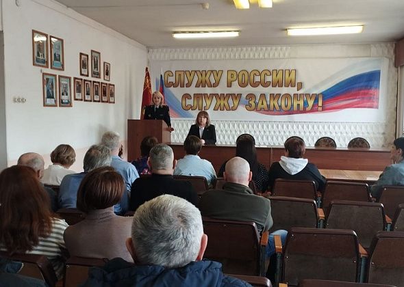 В полиции Серова по случаю Дня ветерана МВД России состоялось собрание 