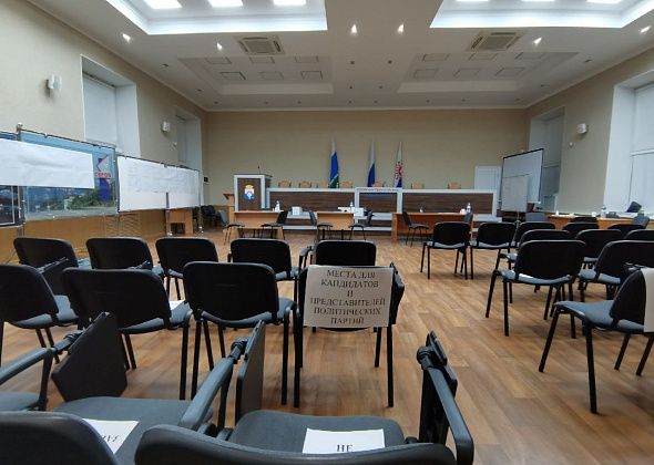 В актовом зале администрации Серова сделают косметический ремонт