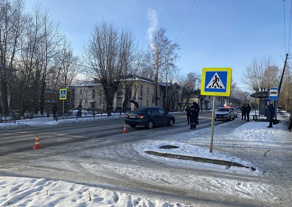 На проспекте Серова случилось ДТП: "Видимо, сбили пешехода"