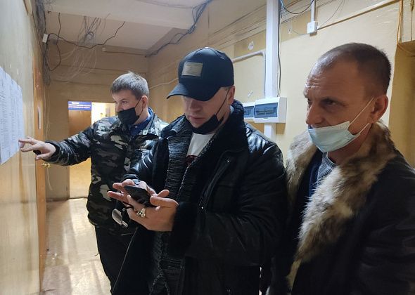 Метзавод хочет расширить шлакоотвал, но у некоторых серовчан есть вопросы: "Как люди на слушаниях должны понять, за что они голосуют?"