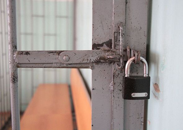 Серовский райсуд отказал в условно-досрочном освобождении осужденному за изнасилование несовершеннолетней