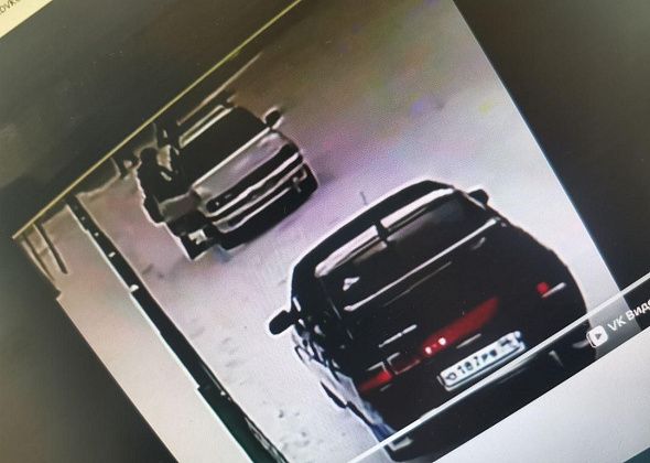 В Серове школьник «обносит» припаркованные автомобили? Полиция проводит проверку