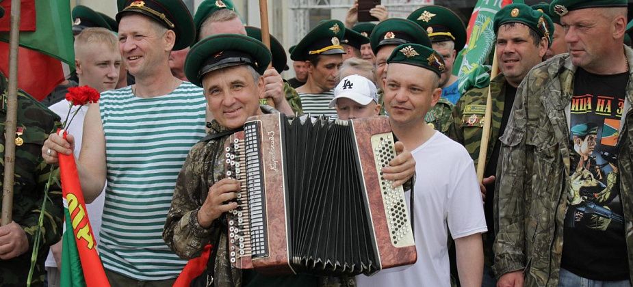 В Серове отметили 105-летие погранвойск