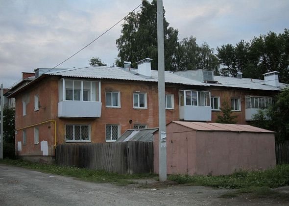 Из-за прохудившейся после капремонта кровли прокурор Серова подал в суд на Фонд капремонта