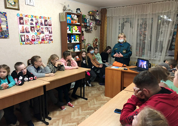 Юным серовчанам рассказали, как правильно выбирать пиротехнику