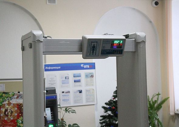На стадионе «Строитель» в Серове установят арочный металлодетектор