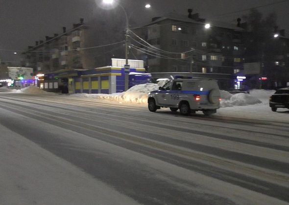 Полиция предупреждает серовчан об уловках мошенников через громкоговорители, в торговых центрах, рабочих чатах, дома