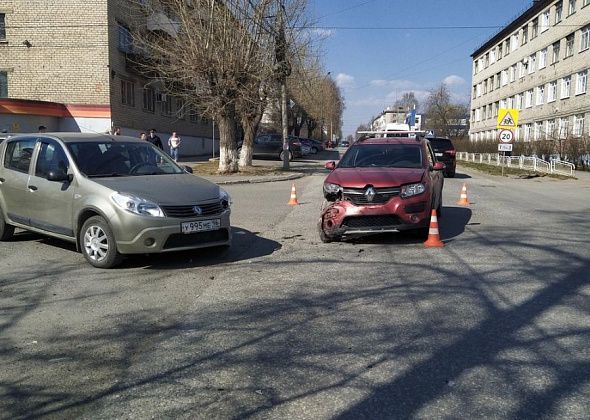 В Серове ГИБДД выясняет обстоятельства ДТП с четырьмя авто