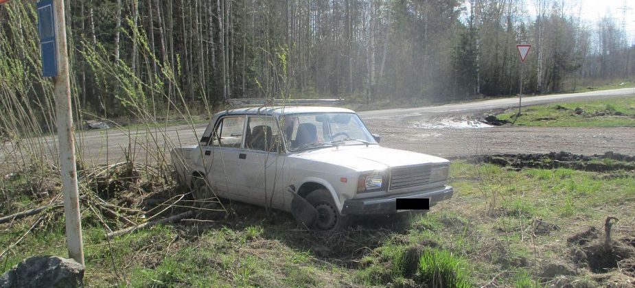 Неоднократно судимый серовчанин взломал гараж и угнал автомобиль. А до этого совершил несколько краж