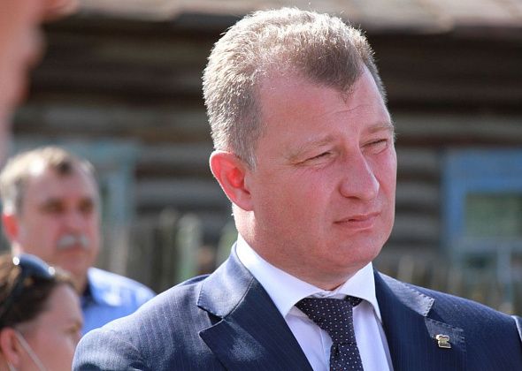 Глава Серова Василий Сизиков проведет личный прием граждан. Общаться с горожанами будет 2 часа