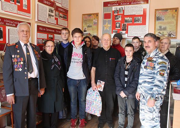 Воспитанники детского дома - школы побывали на экскурсии в полиции Серова