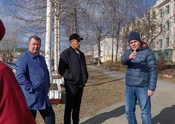 Глава проконтролировал стройки. В Серове стартовал сезон благоустроительных работ