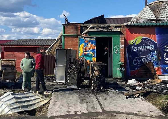 В Завокзальном сгорел магазин. "Пострадали товар, холодильное оборудование"