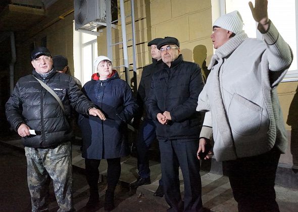 Власти уговаривают серовчан благоустроить двор. Не все согласны