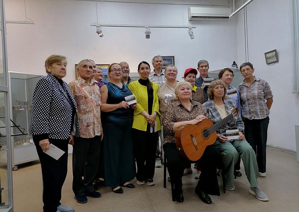 Серову – с любовью