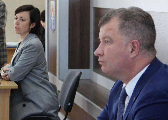 Дума подтвердила, что получила от прокуратуры представление, касающееся главы Серова
