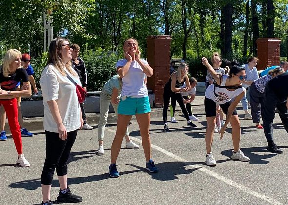 Спортивной программой "Жаркое лето" в Серове отметили День железнодорожника