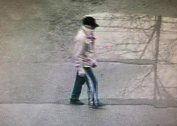 Серовчанин напал на бывшую одноклассницу, которая возвращалась из магазина. Отобрал сумки и кошелек