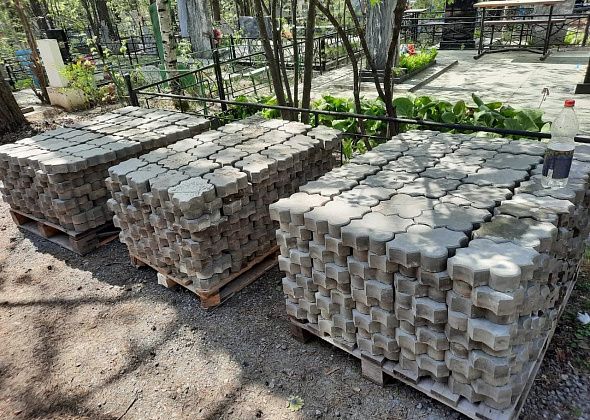 Часть плитки с Преображенской площади Серова пойдет на обустройство могил ветеранов Чеченской войны