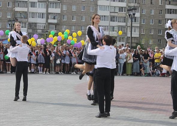 Последние звонки в серовских школах пройдут 17 мая