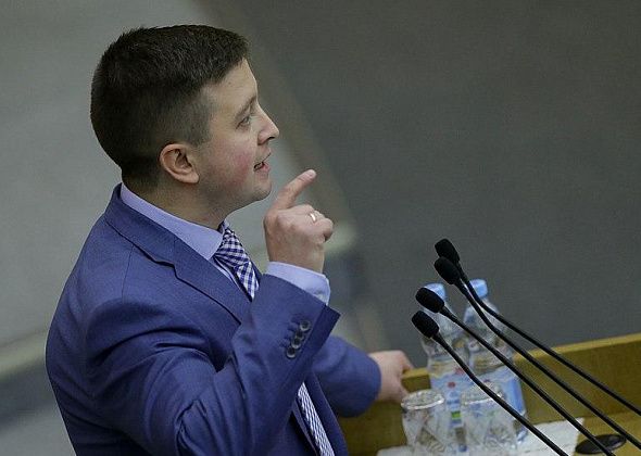 Накануне.ru: вдова погибшего на рыбалке предпринимателя Титова заподозрила в убийстве депутата Госдумы