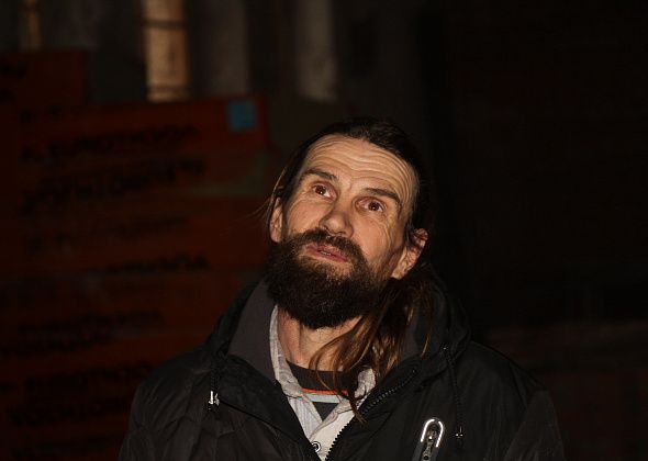 “Наступает время жить правильно”. Бывшие осужденные восстанавливают храм под Серовом