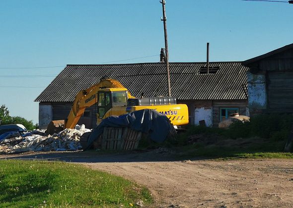 Черным копателям вернули экскаватор?
