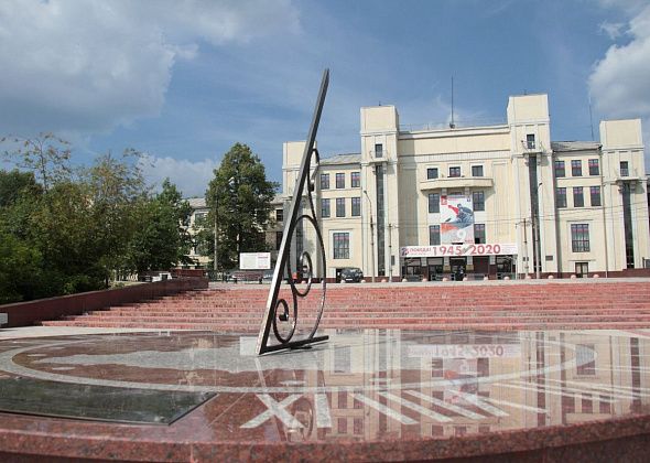 Дворец культуры металлургов Серова приобретает баян за 650 тысяч рублей