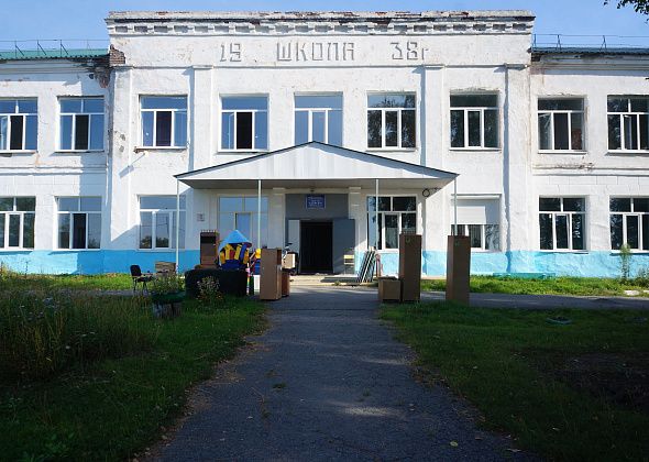 Власти Серова разрешили использовать землю, на которой стояла школа, под культовые сооружения